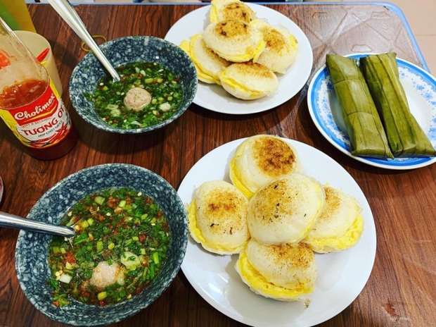 Đến Đà Lạt mà không thưởng thức bánh căn thì phí mất cả chuyến đi - Ảnh 1. Đến Đà Lạt mà không thưởng thức bánh căn thì phí mất cả chuyến đi - Ảnh 1.