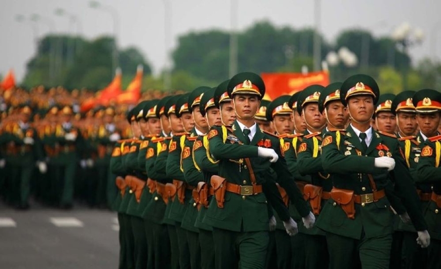 Sửa Luật Sĩ quan: Chính phủ cho ý kiến về chính sách tiền lương, nhà ở, tuổi nghỉ hưu, công tác nhân sự Quân đội- Ảnh 1. Sửa Luật Sĩ quan: Chính phủ cho ý kiến về chính sách tiền lương, nhà ở, tuổi nghỉ hưu, công tác nhân sự Quân đội- Ảnh 1.