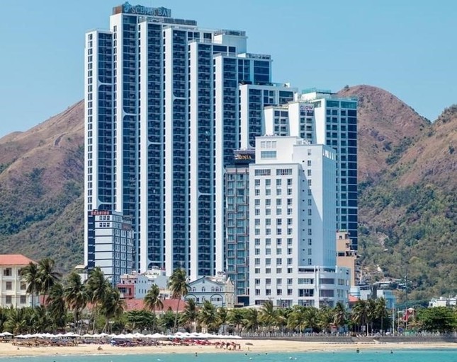 Chủ đầu tư chung cư Scenia Bay Nha Trang tiếp tục bị tố tách đất dự án cắm ngân hàng, không cấp 'sổ hồng' cho dân - Ảnh 1. Chủ đầu tư chung cư Scenia Bay Nha Trang tiếp tục bị tố tách đất dự án cắm ngân hàng, không cấp 'sổ hồng' cho dân - Ảnh 1.