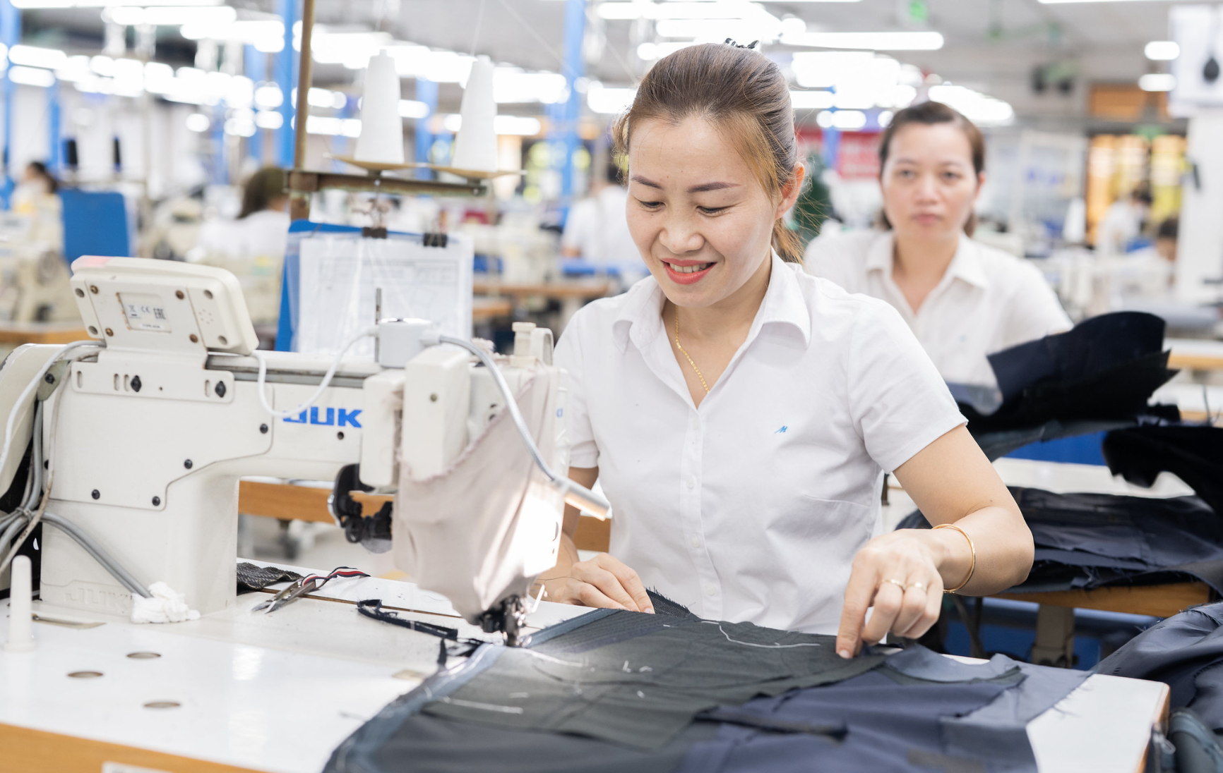 15 đặc quyền dành cho lao động nữ không phải ai cũng biết- Ảnh 1. 15 đặc quyền dành cho lao động nữ không phải ai cũng biết- Ảnh 1.