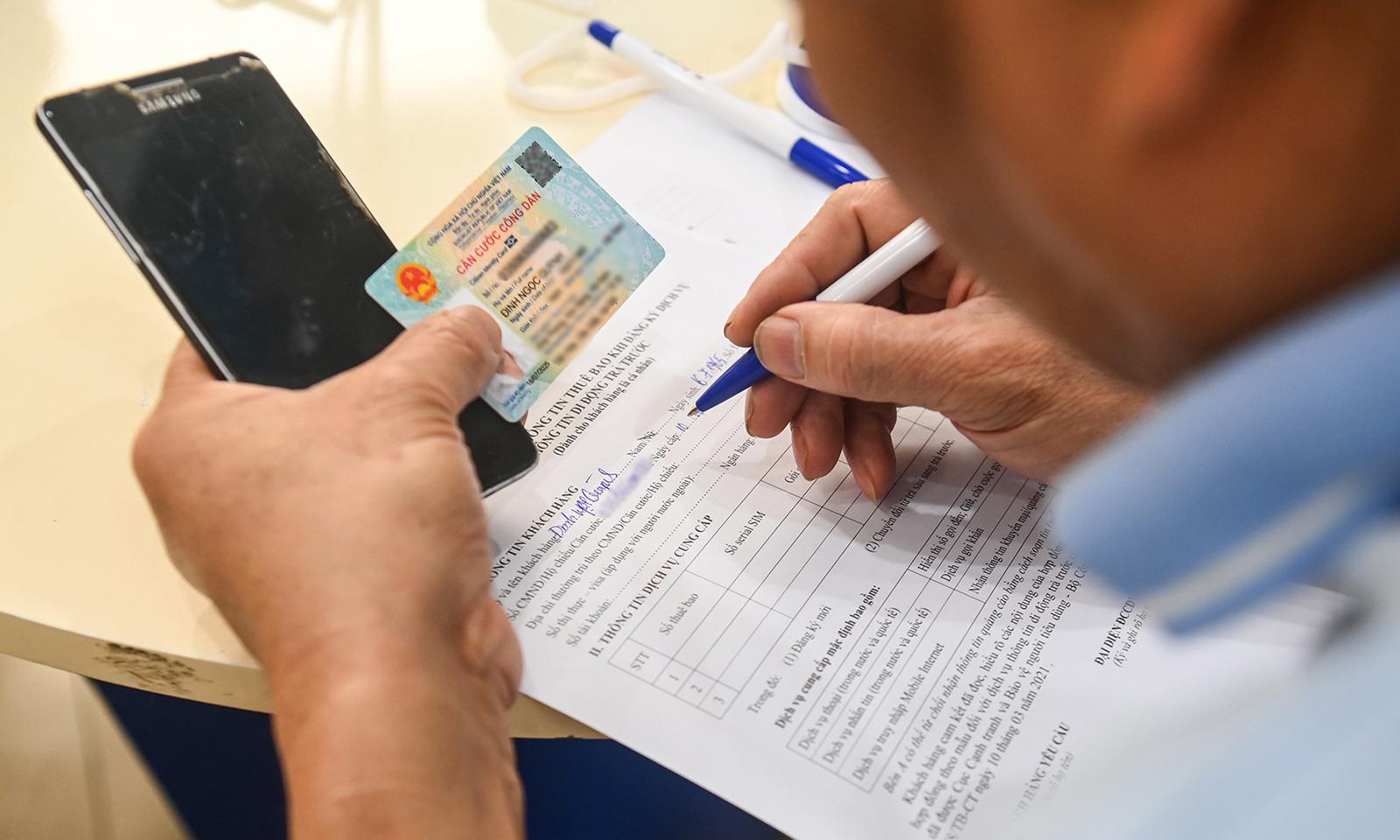 2 trường hợp sẽ bị khoá SIM, thu hồi số điện thoại từ ngày 15/5/2023: Kiểm tra ngay để không mất số! - Ảnh 1. 2 trường hợp sẽ bị khoá SIM, thu hồi số điện thoại từ ngày 15/5/2023: Kiểm tra ngay để không mất số! - Ảnh 1.