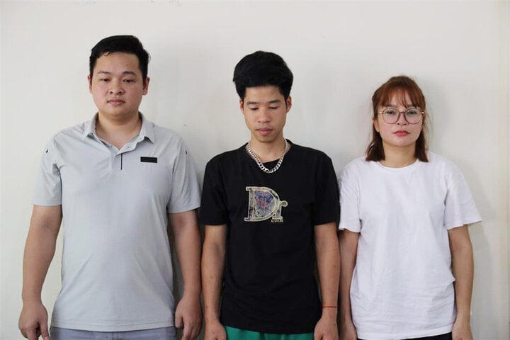 Bắt nhóm mua bán tài khoản ngân hàng, tiếp tay lừa đảo hơn 25.000 tỷ đồng- Ảnh 1. Bắt nhóm mua bán tài khoản ngân hàng, tiếp tay lừa đảo hơn 25.000 tỷ đồng- Ảnh 1.