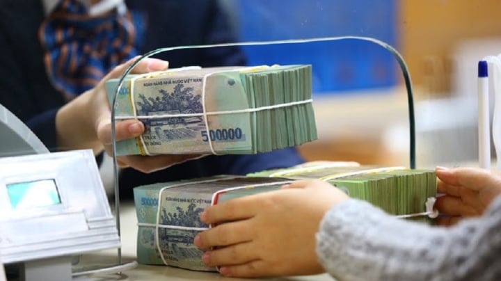 Gửi tiết kiệm ngân hàng mất tiền có lấy lại được không? - Ảnh 1. Gửi tiết kiệm ngân hàng mất tiền có lấy lại được không? - Ảnh 1.
