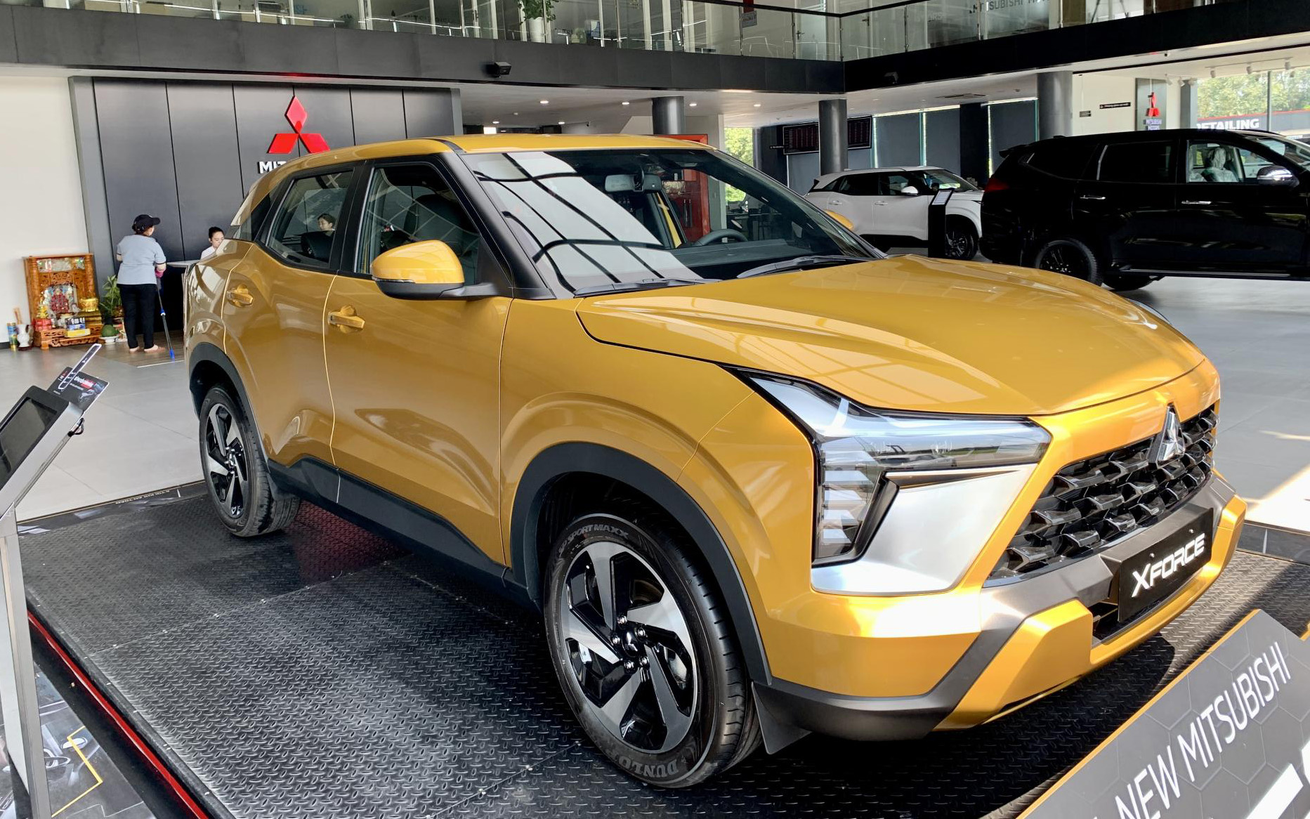 Loạt xe Mitsubishi giảm phí lăn bánh tháng 10: Cao nhất hơn 136 triệu, Xforce, Xpander bán top phân khúc cũng được giảm nhiều- Ảnh 1. Loạt xe Mitsubishi giảm phí lăn bánh tháng 10: Cao nhất hơn 136 triệu, Xforce, Xpander bán top phân khúc cũng được giảm nhiều- Ảnh 1.