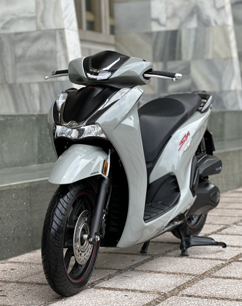 Nhiều mẫu xe Honda SH đang giảm giá mạnh, có mẫu giảm sốc tận hơn 20 triệu đồng- Ảnh 1. Nhiều mẫu xe Honda SH đang giảm giá mạnh, có mẫu giảm sốc tận hơn 20 triệu đồng- Ảnh 1.