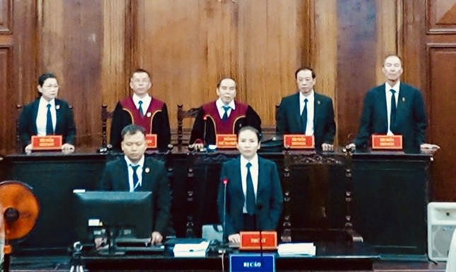 Tại sao xét xử ‘đại án đăng kiểm’ kết thúc sớm gần 2 tháng so kế hoạch?- Ảnh 1. Tại sao xét xử ‘đại án đăng kiểm’ kết thúc sớm gần 2 tháng so kế hoạch?- Ảnh 1.