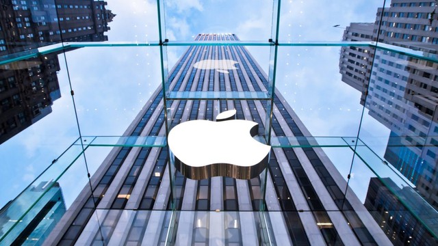Apple bị tố cáo theo dõi trái phép nhân viên ngay tại nhà riêng- Ảnh 1. Apple bị tố cáo theo dõi trái phép nhân viên ngay tại nhà riêng- Ảnh 1.