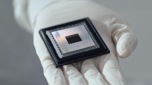 Chip máy tính lượng tử mới của Google gây 'sốc' với sức mạnh không tưởng- Ảnh 1. Chip máy tính lượng tử mới của Google gây 'sốc' với sức mạnh không tưởng- Ảnh 1.